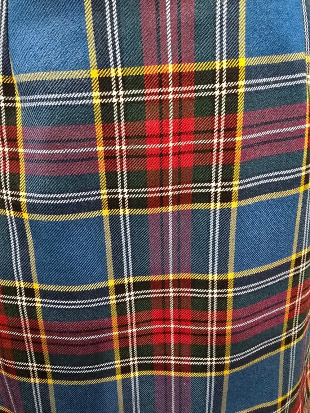 Vintage Woman's Mini Kilt in Macbeth Modern tartan - Picture 6 of 7